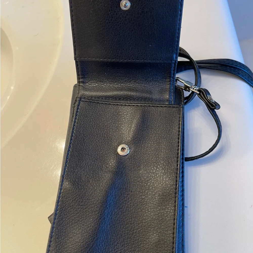Phone/wallet crossbody purse